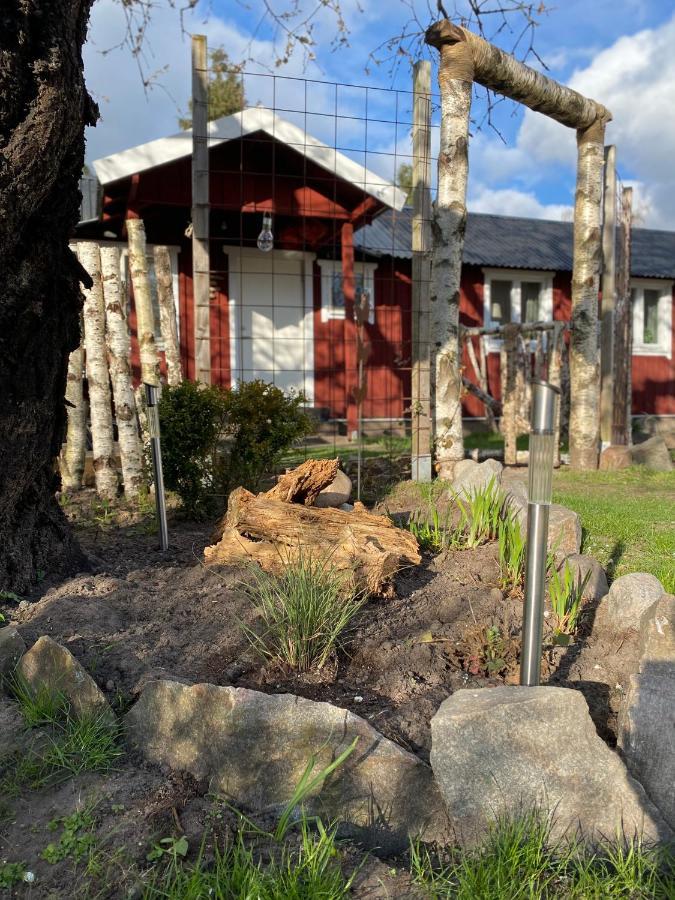 Mindre Laegenhet I En Lantlig Miljoe I Skrea Falkenberg Exterior foto